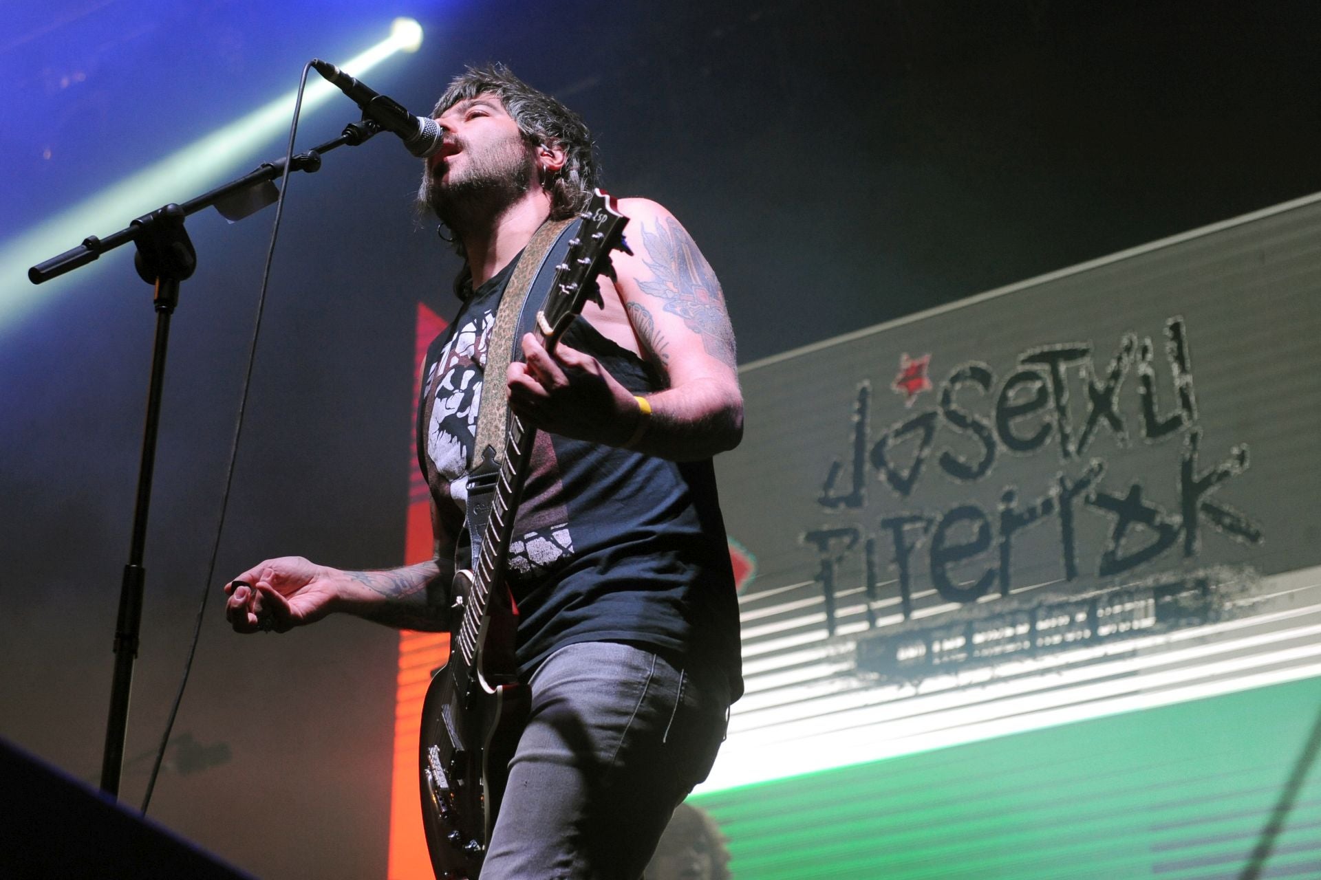 Actuación de Josetxu Piperrak.