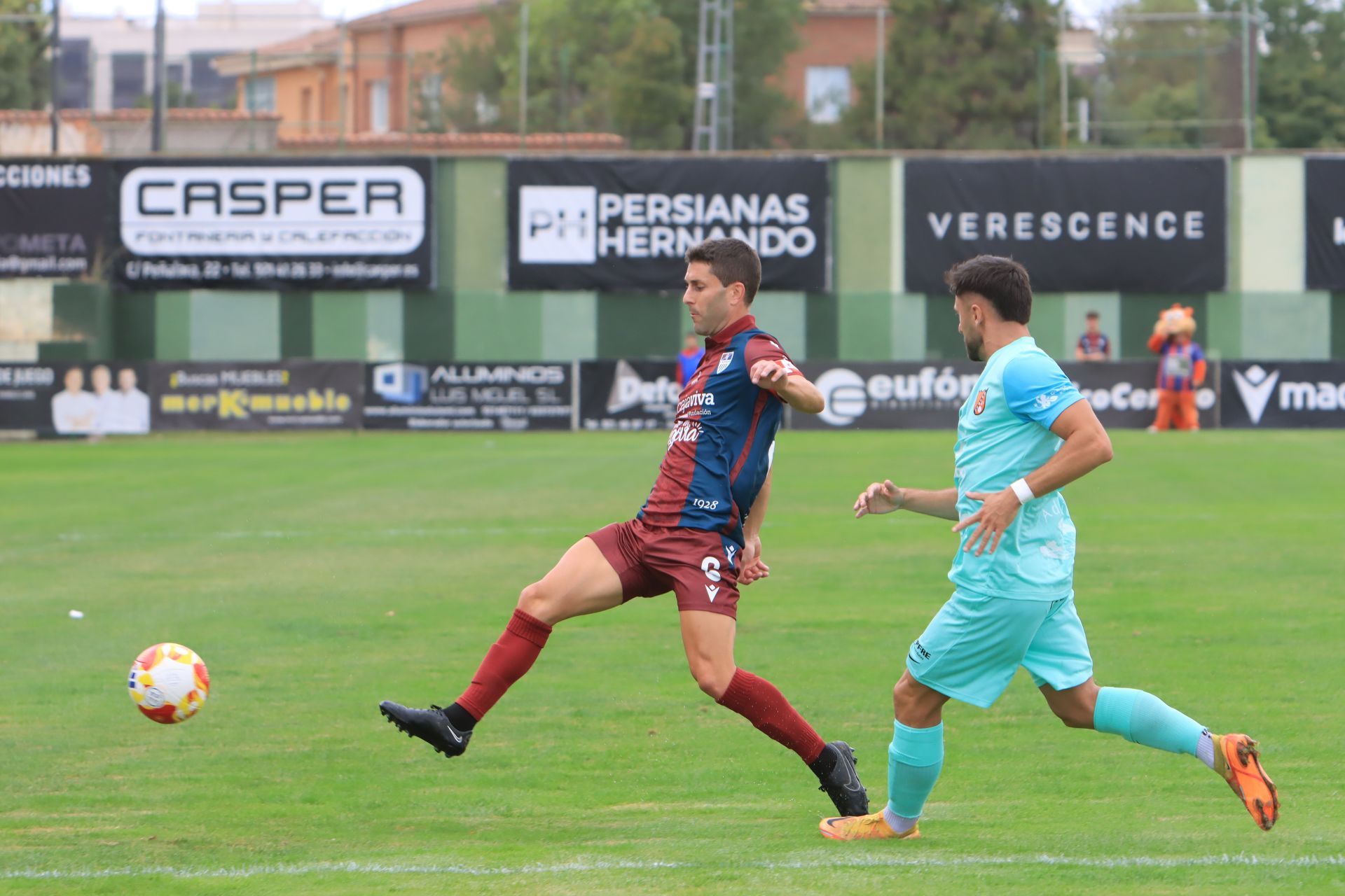 Fotos de la victoria de la Segoviana en su debut liguero