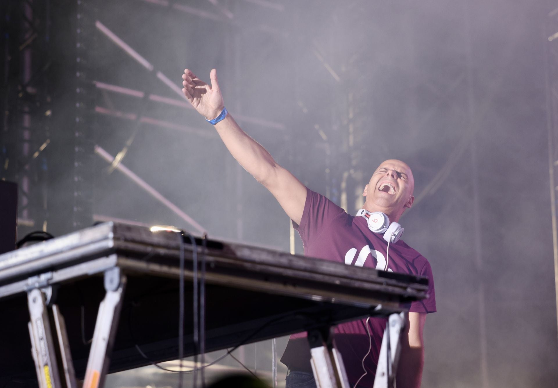 El Dj Oscarmina, telonero de Dani Fernández, en imágenes