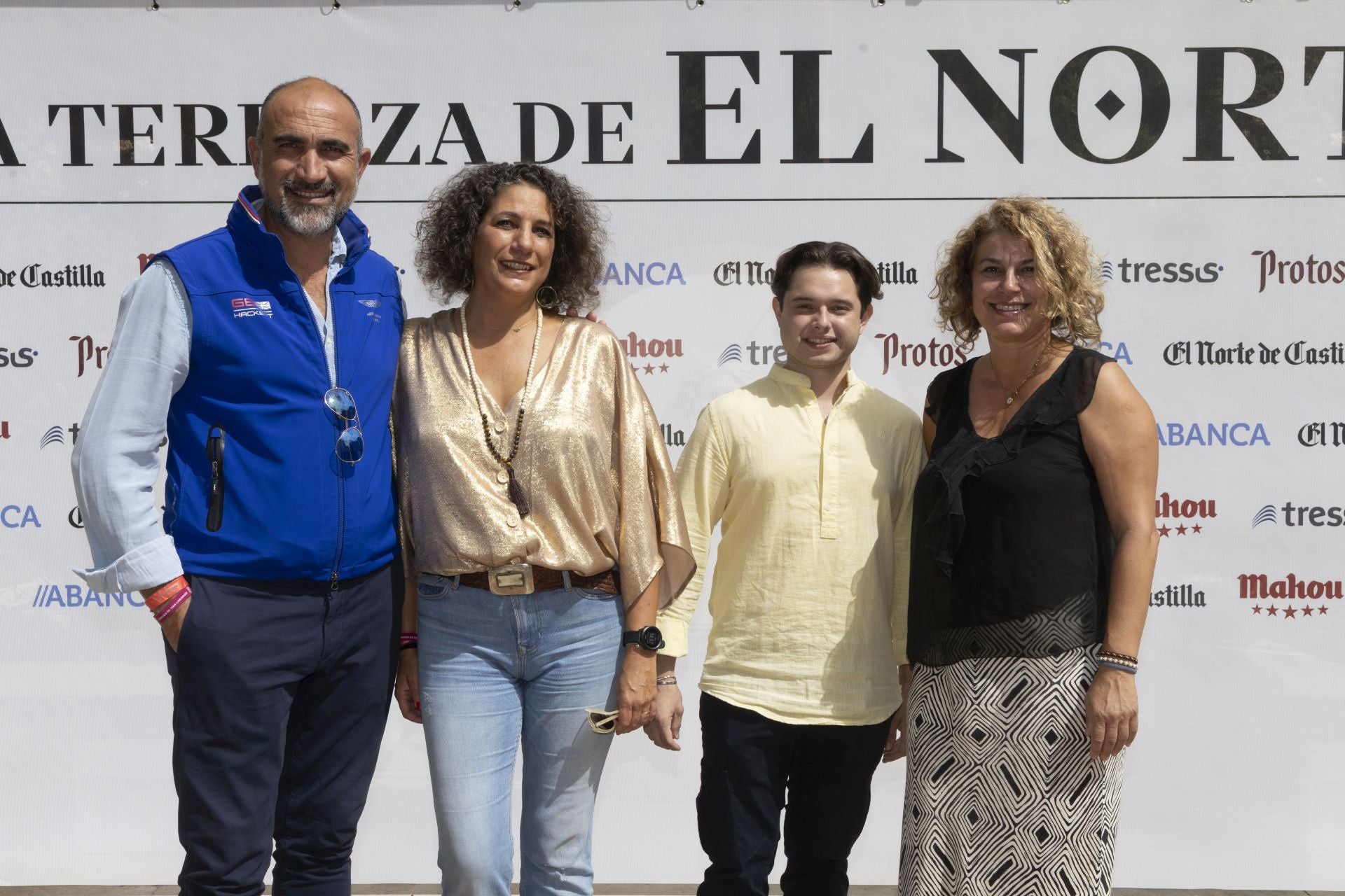Jorge Vázquez, de Eresma, Vanesa Rafael, de Keylife, Pablo Catalina y Esther Fernández, del Ayuntamiento de Viana de Cega.