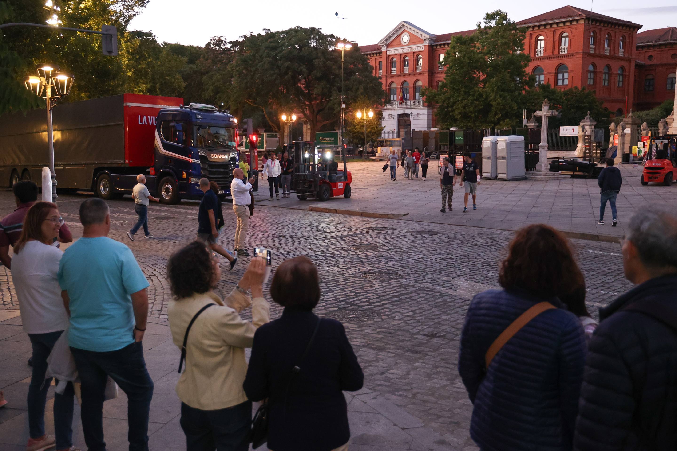 Los preparativos de La Vuelta en Valladolid, en imágenes