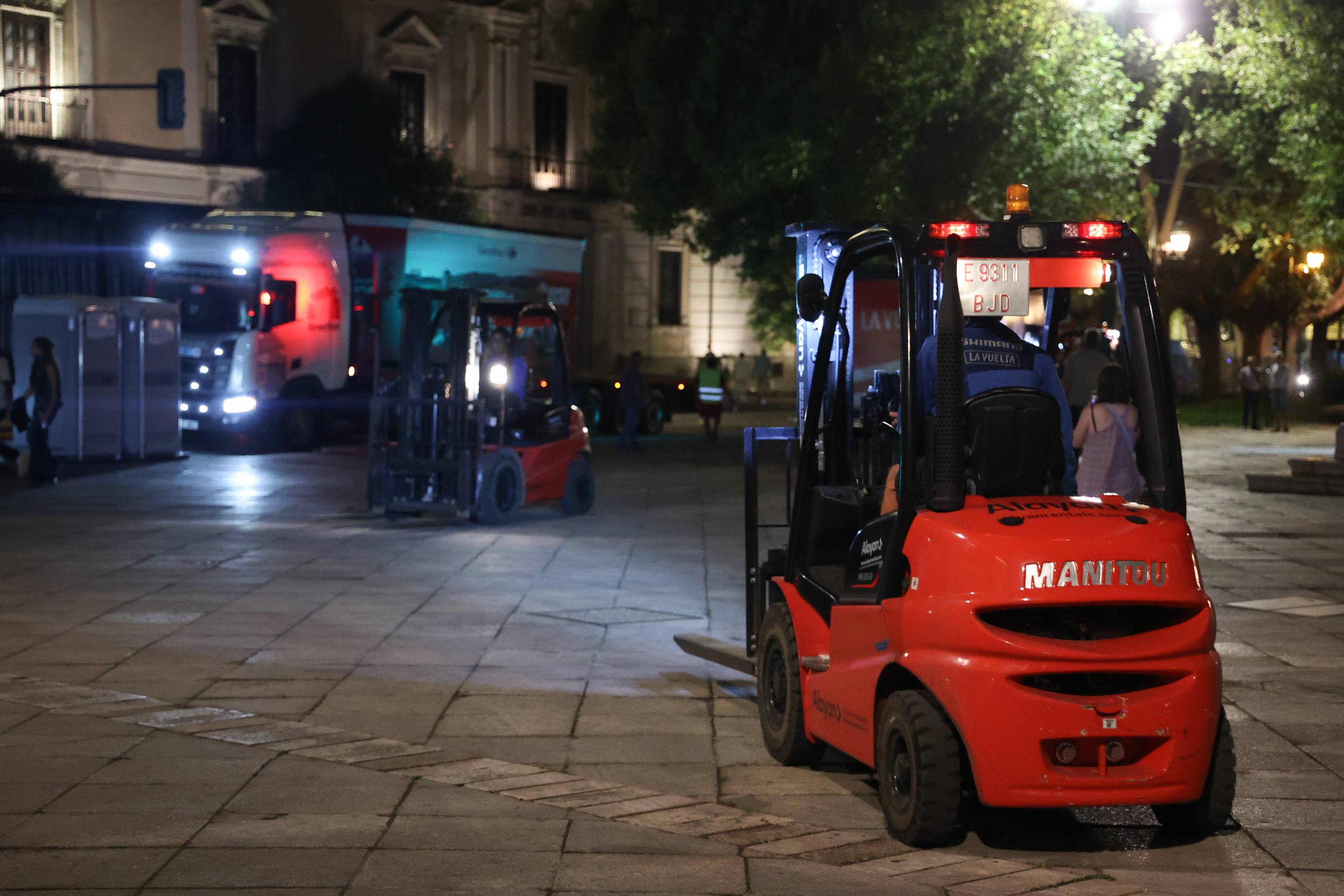 Los preparativos de La Vuelta en Valladolid, en imágenes