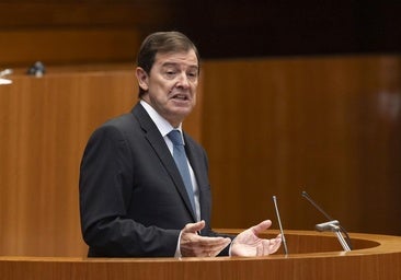 Mañueco reclama al Gobierno «seriedad» y «ayudas» para hacer frente a la catástrofe de los incendios