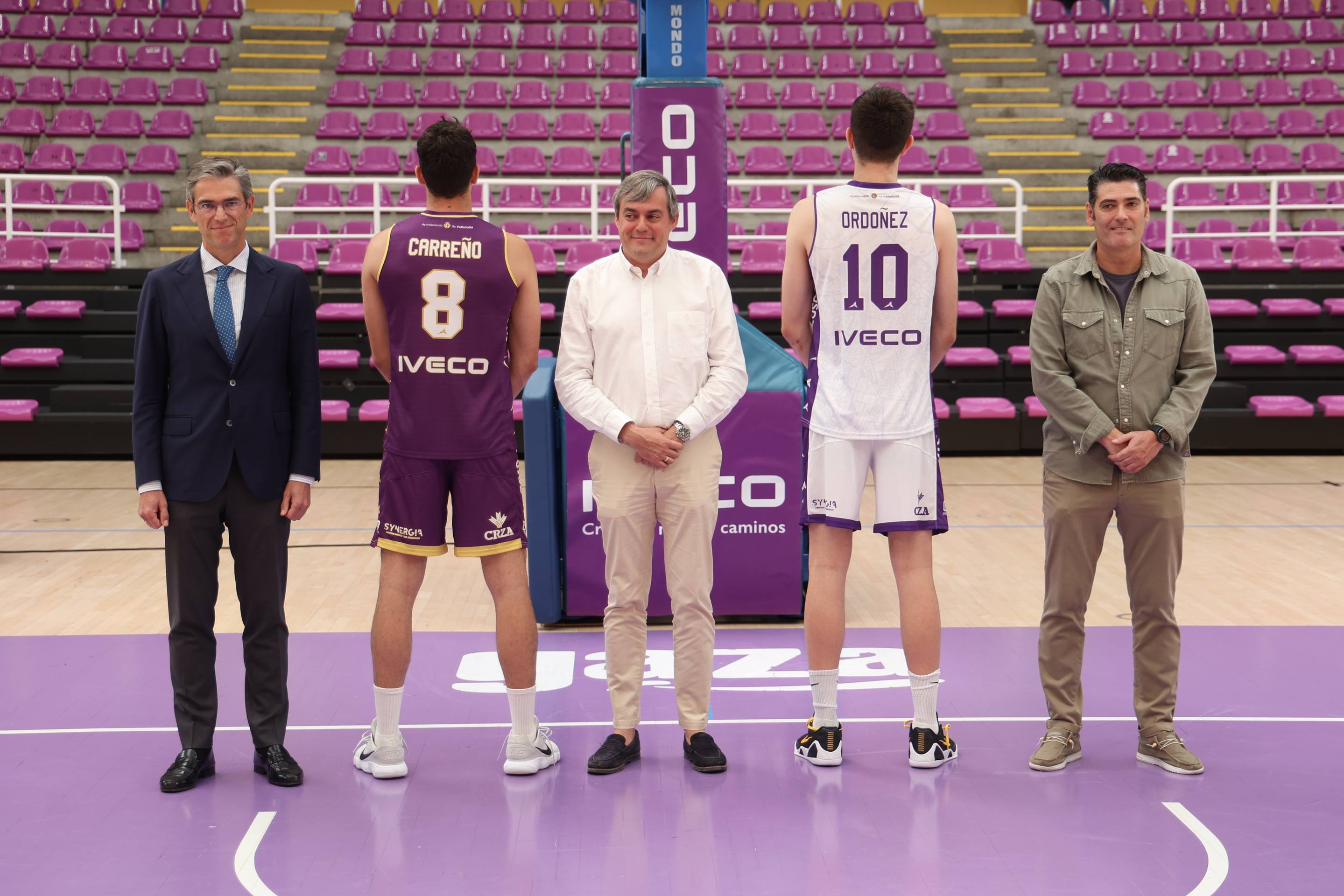 Las nuevas camisetas del CBC Valladolid, en imágenes