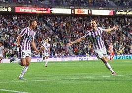 Latasa celebra el gol marcado de penalti ante el Almería.