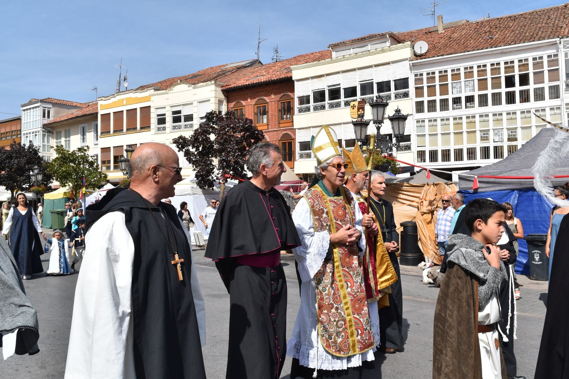 Carlos I y su hermana Leonor regresan a Aguilar de Campoo