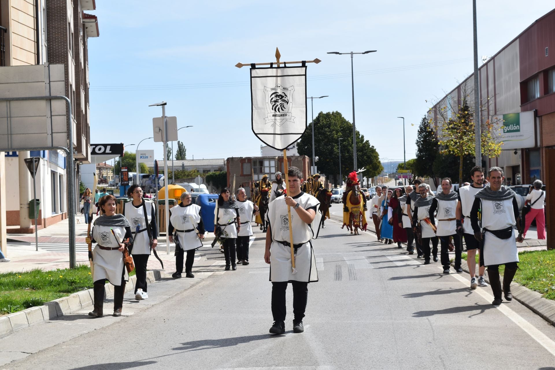 Carlos I y su hermana Leonor regresan a Aguilar de Campoo