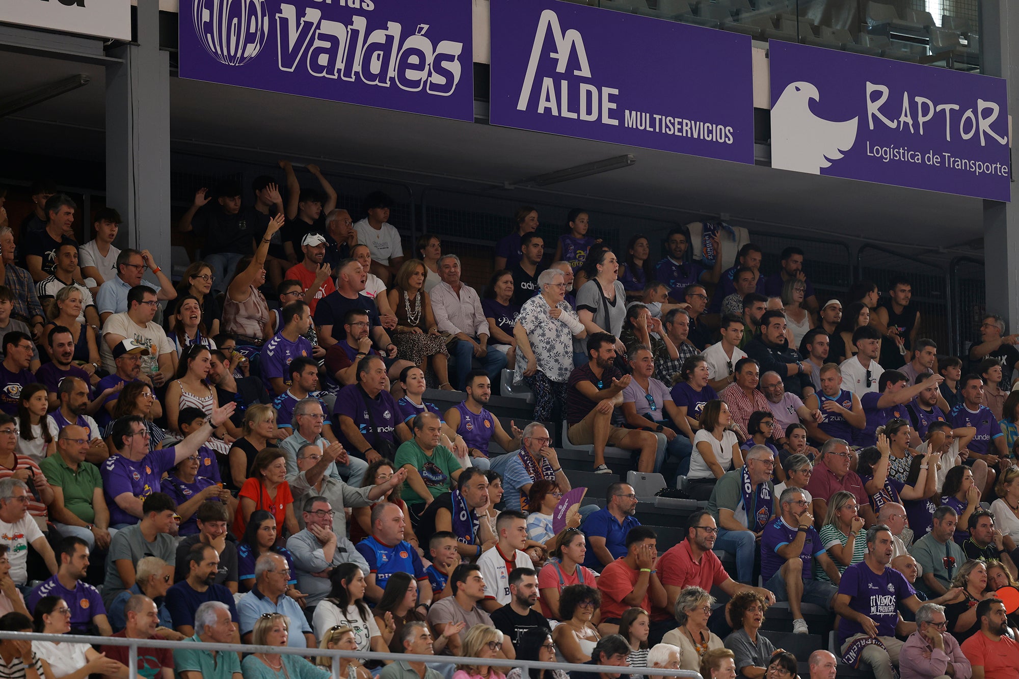 Búscate en las gradas de la final de la Copa Castilla y León de Baloncesto