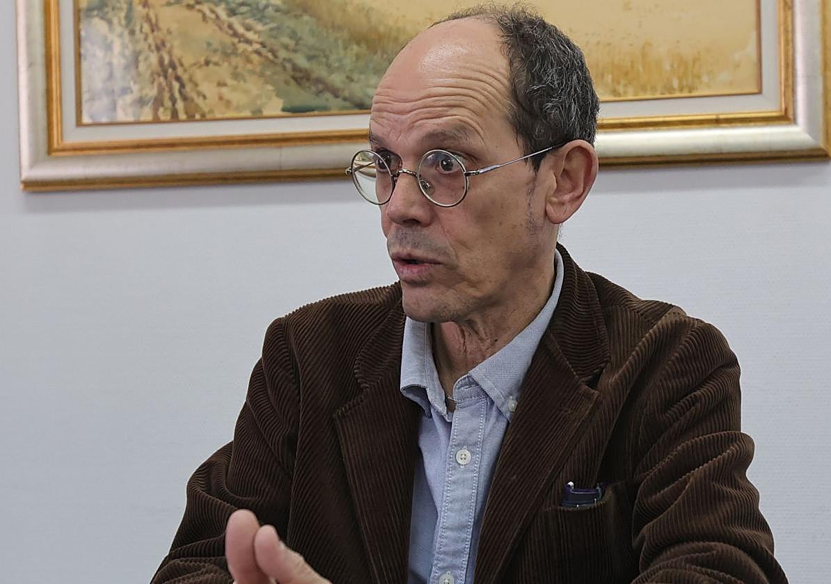 Jesús Valero, en el campus.