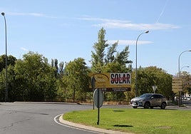 Solar junto a la rotonda del Espolón que ocupará el nuevo supermercado.