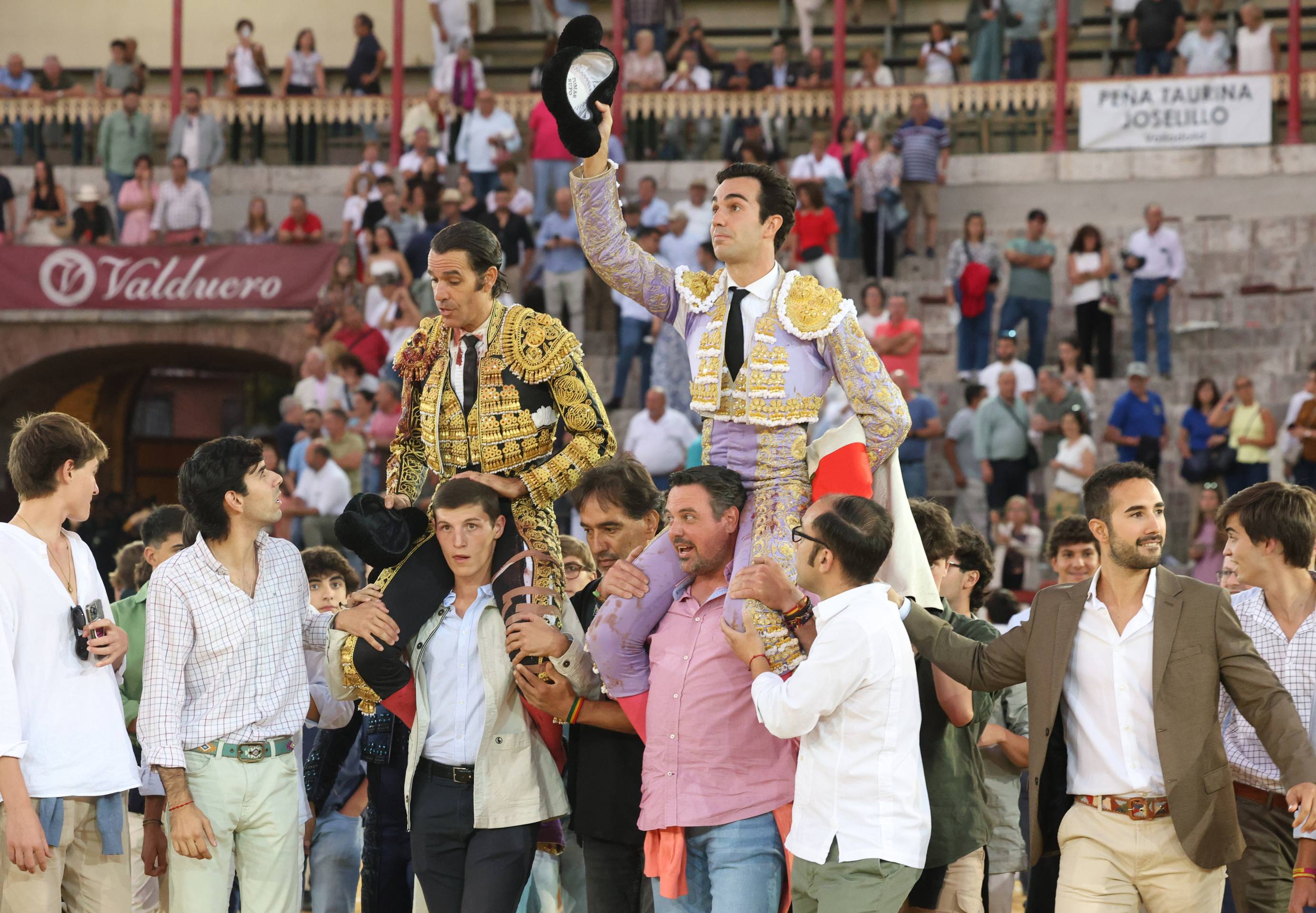 La corrida de toros de Uceda Leal, Jiménez Fortes y Rufo, en imágenes