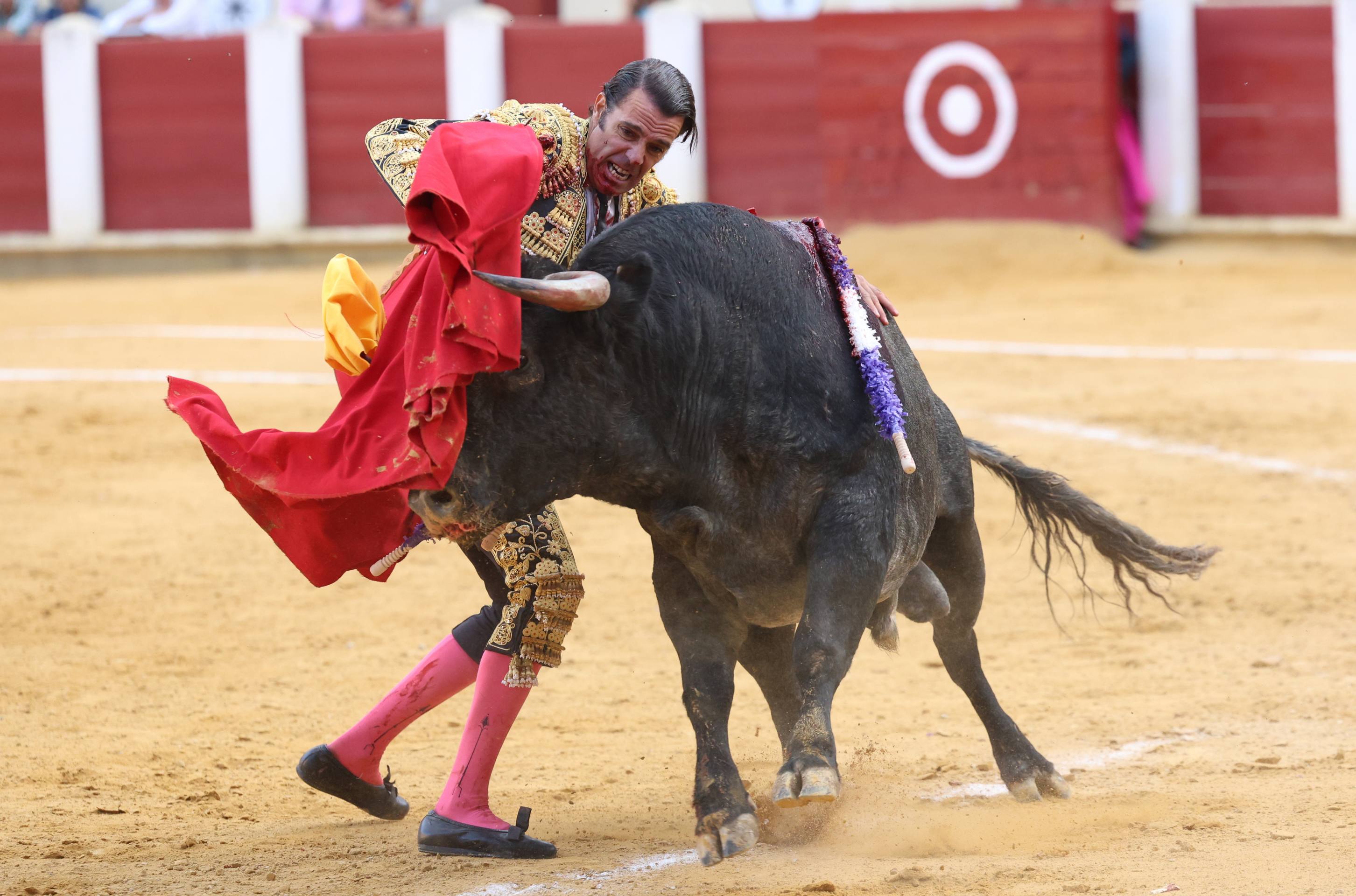 La corrida de toros de Uceda Leal, Jiménez Fortes y Rufo, en imágenes