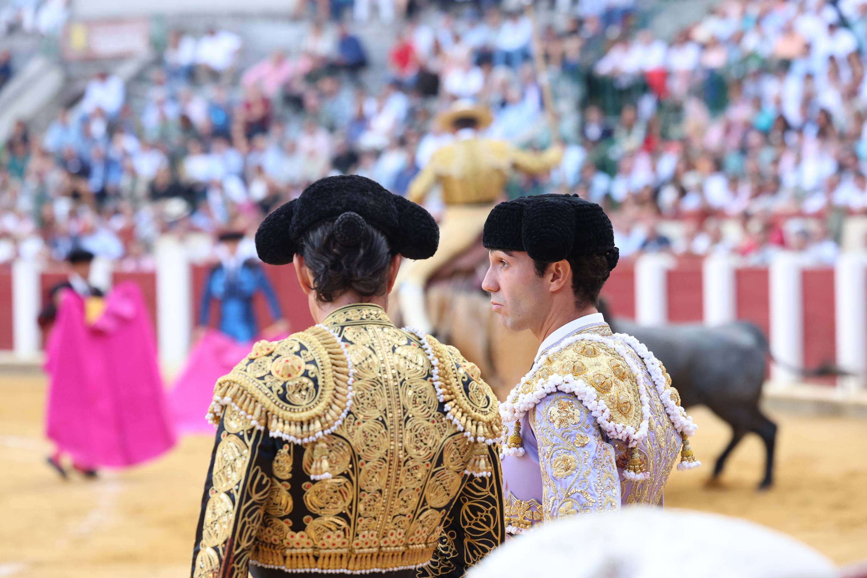 La corrida de toros de Uceda Leal, Jiménez Fortes y Rufo, en imágenes