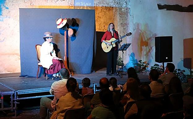 Representación sobre Machado y Guiomar.