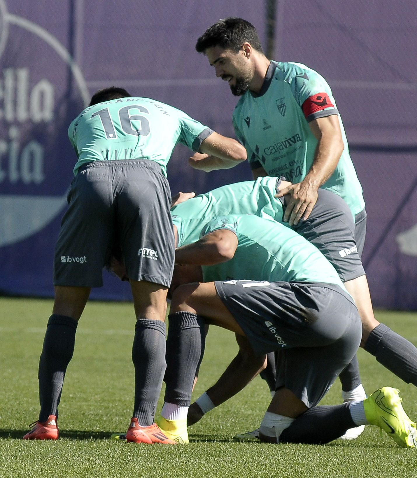 Fotos del partido entre la Segoviana y el Valladolid B