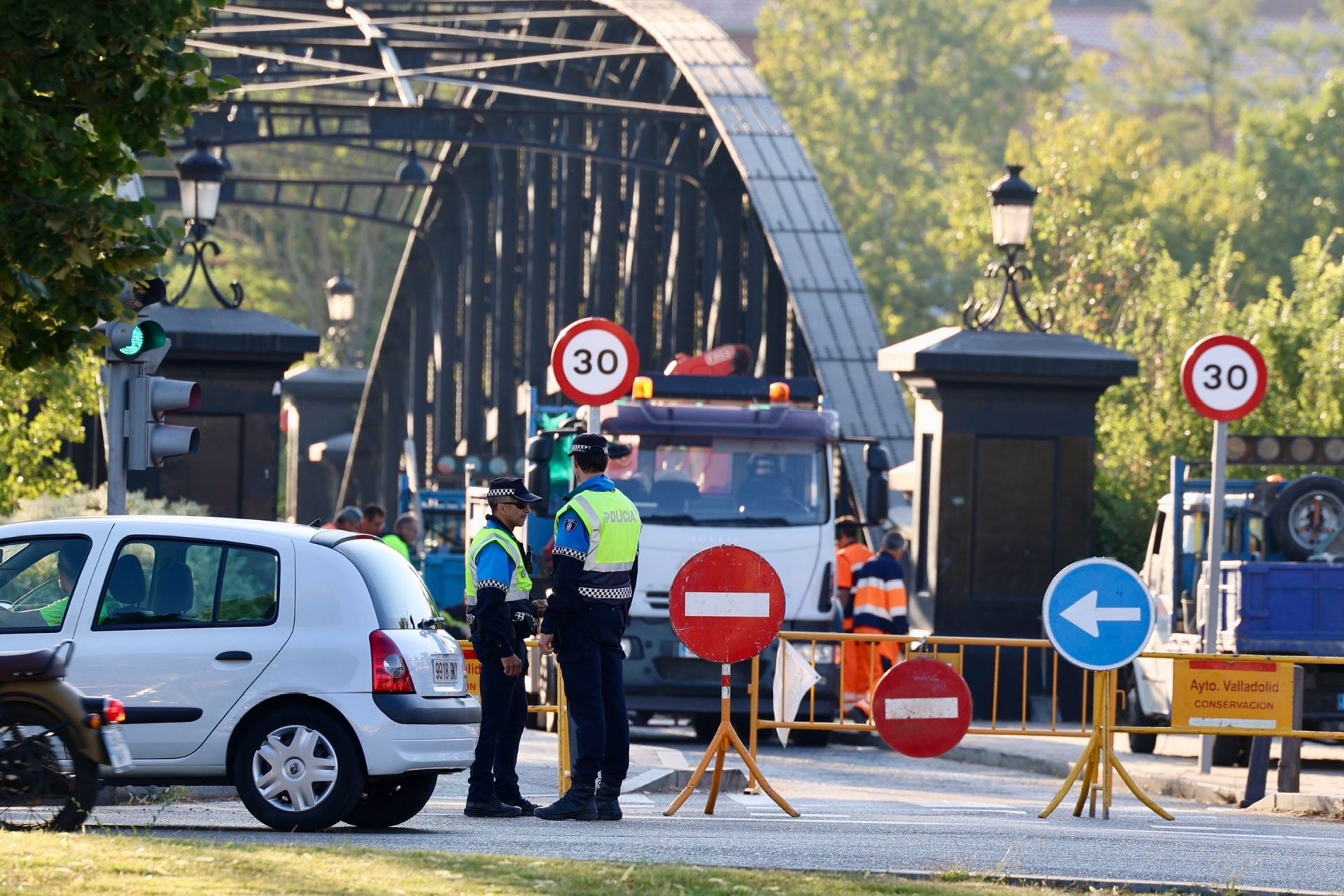 El Puente Colgante, cortado al tráfico