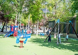 Zona de juegos del parque del Salón.