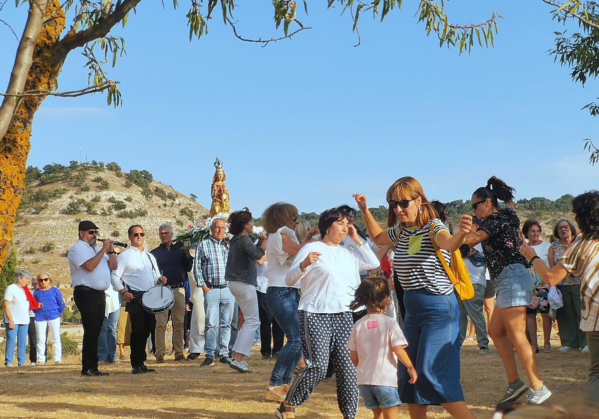 Valdecañas de Cerrato celebra a la Virgen del Campo