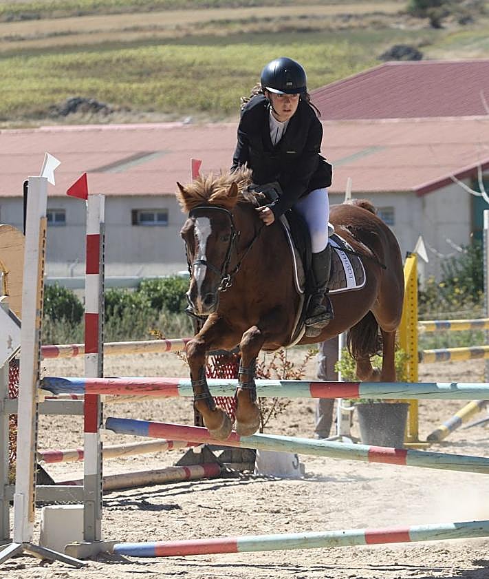 Imagen secundaria 2 - Castilla y León ya tiene sus campeones de saltos de ponis 2025