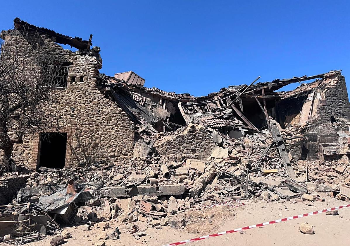 Casa derrumbada en San Pedro de Cansoles.