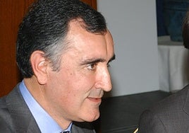 José María Castellano junto al entonces presidente, Aznar.