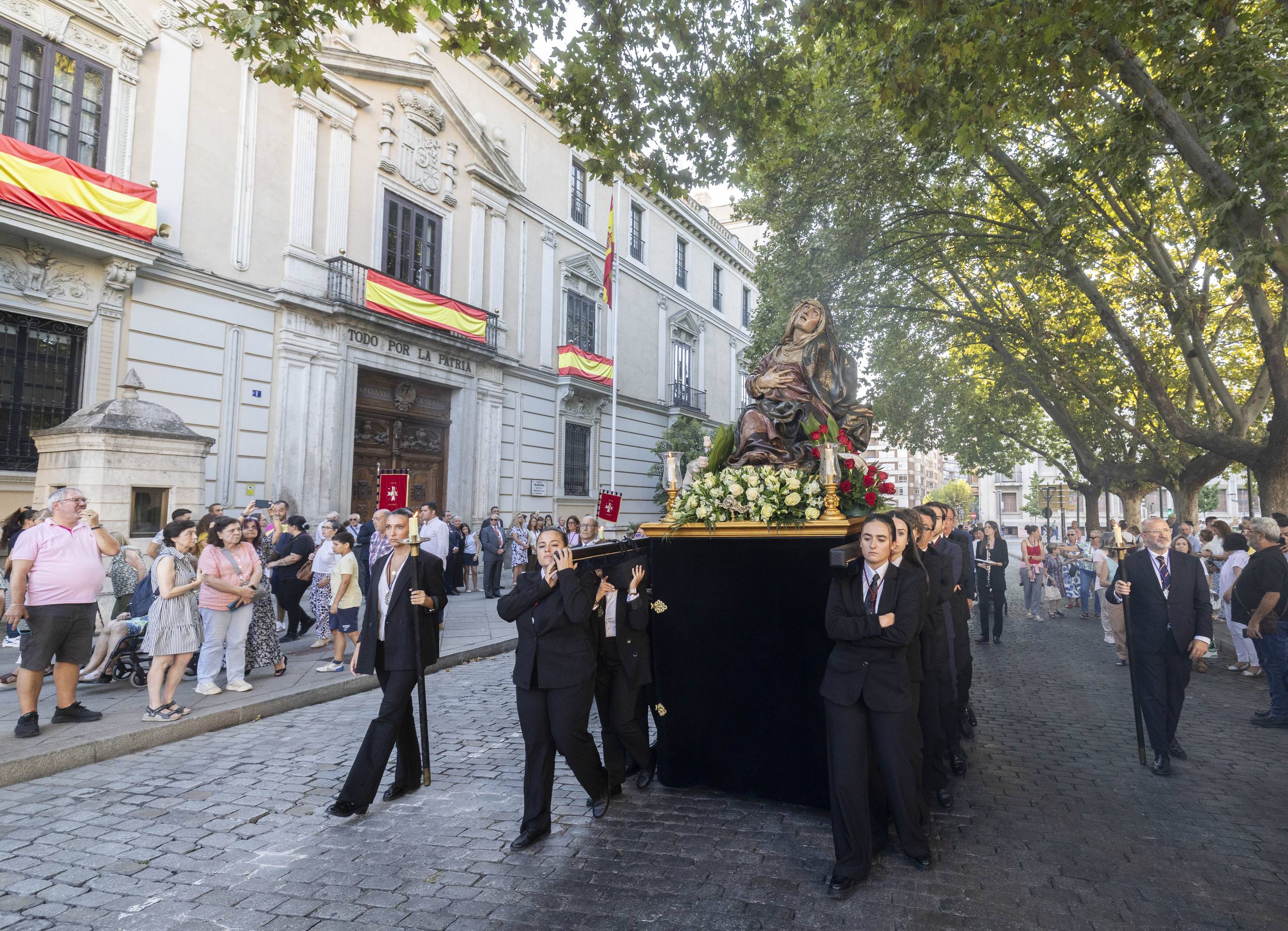 Las imágenes de la procesión de Nuestra Señora de las Angustias