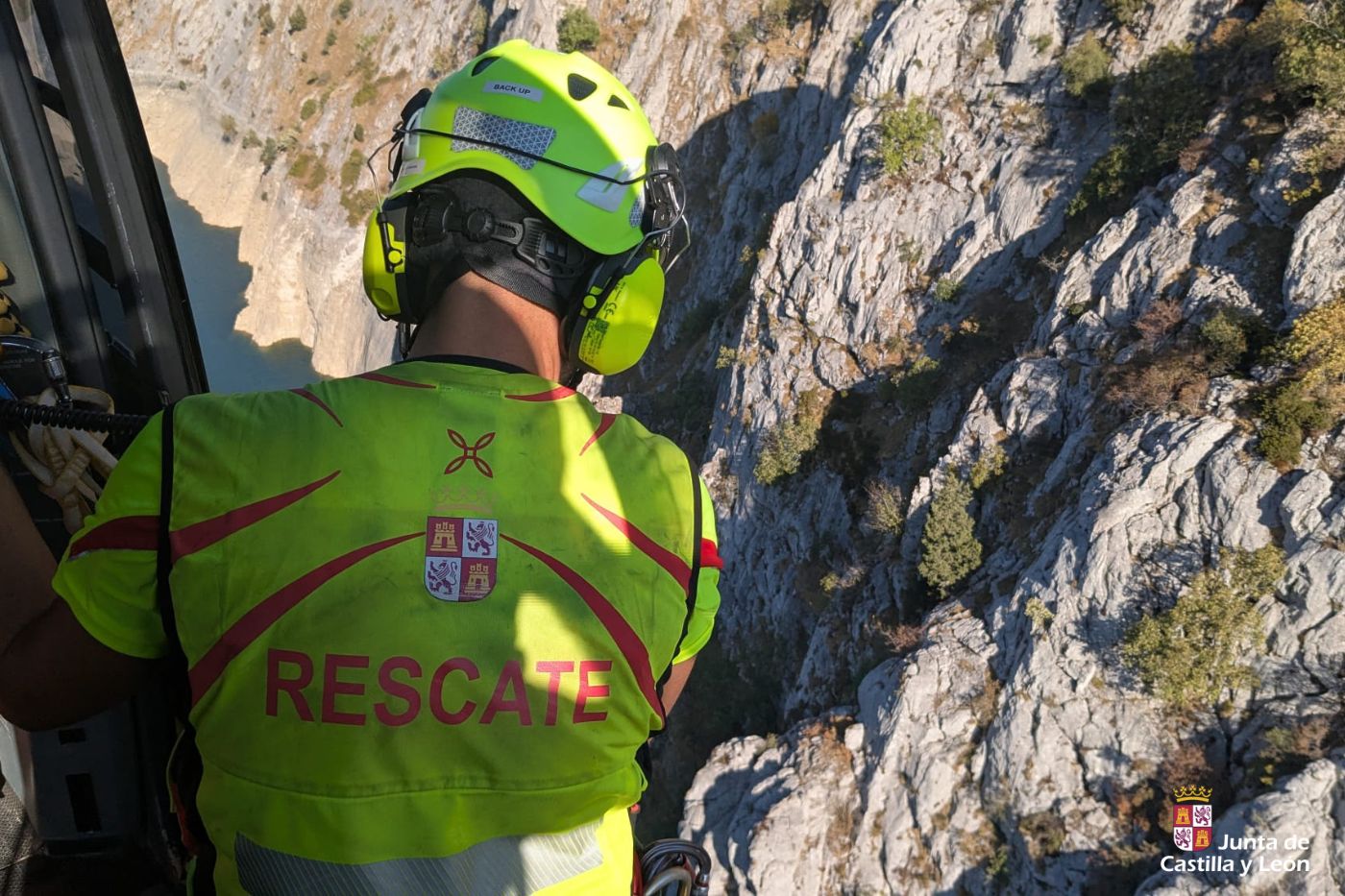 Imagen desde el helicóptero donde se ha llevado la búsqueda este miércoles en el pico Gilbo.