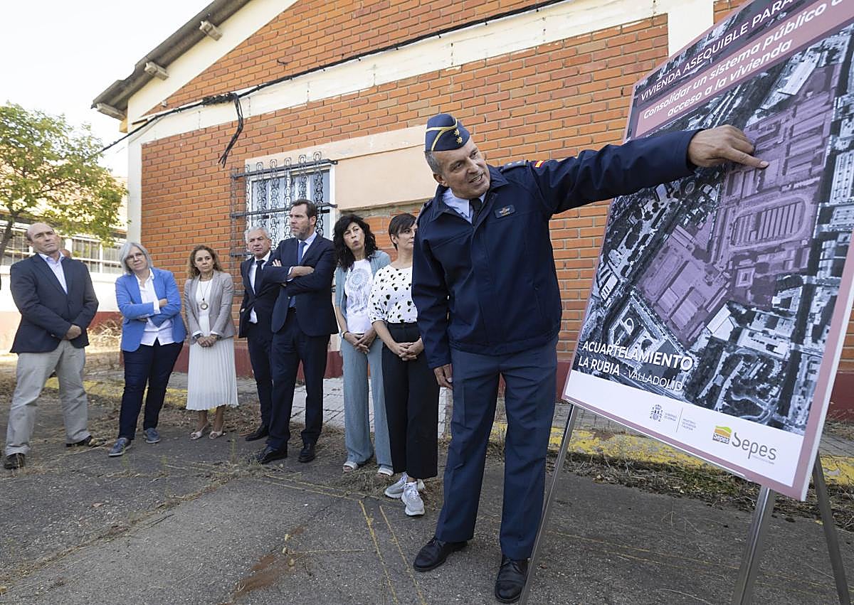 Imagen secundaria 1 - El Gobierno promoverá 200 pisos en el cuartel de La Rubia y el Ayuntamiento recuerda que cabrían 720