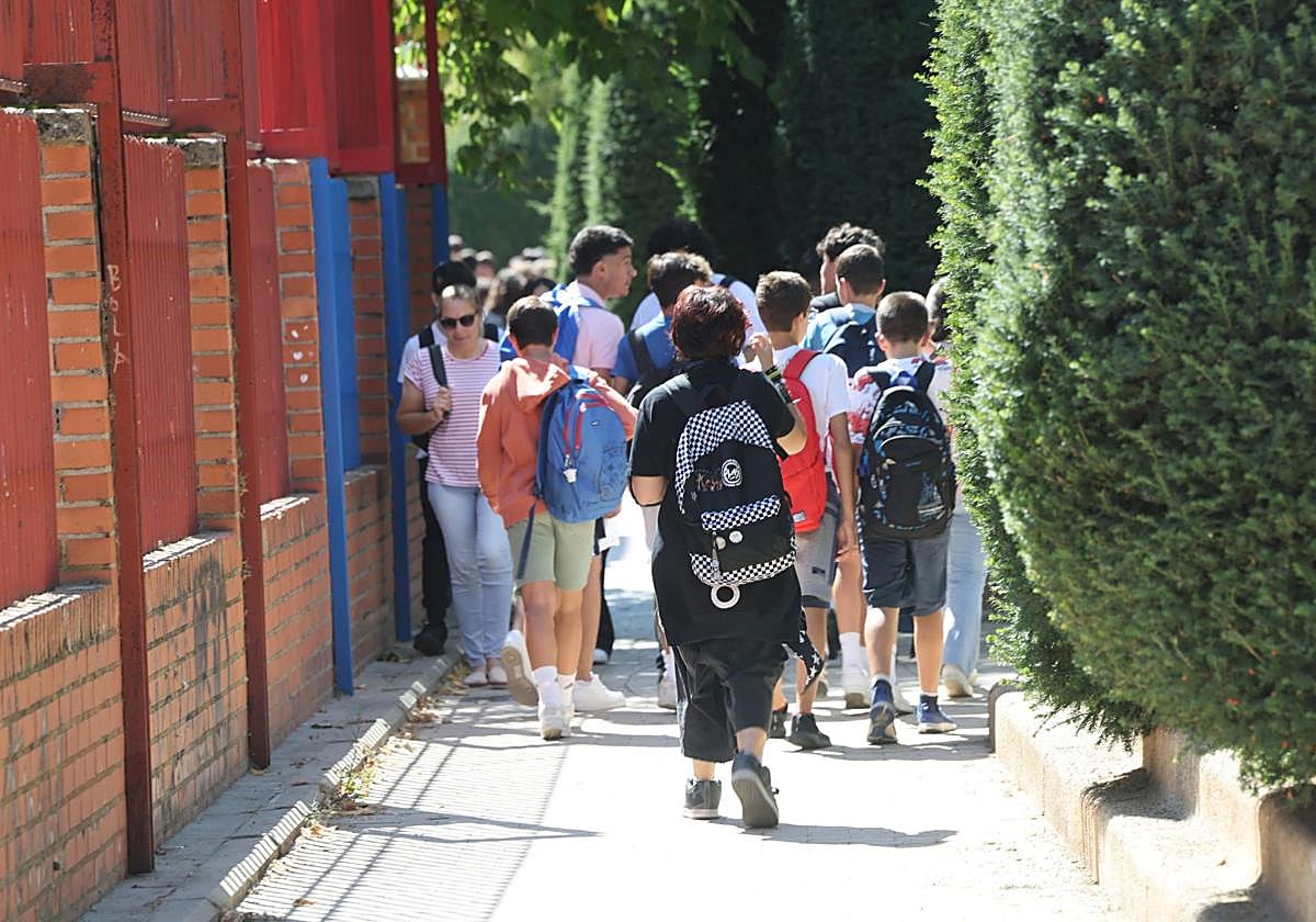 Primer día de clase en un instituto vallisoletano.