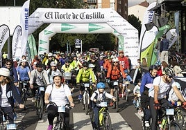 Participantes en el VII Día de la Bici de El Norte de Castilla