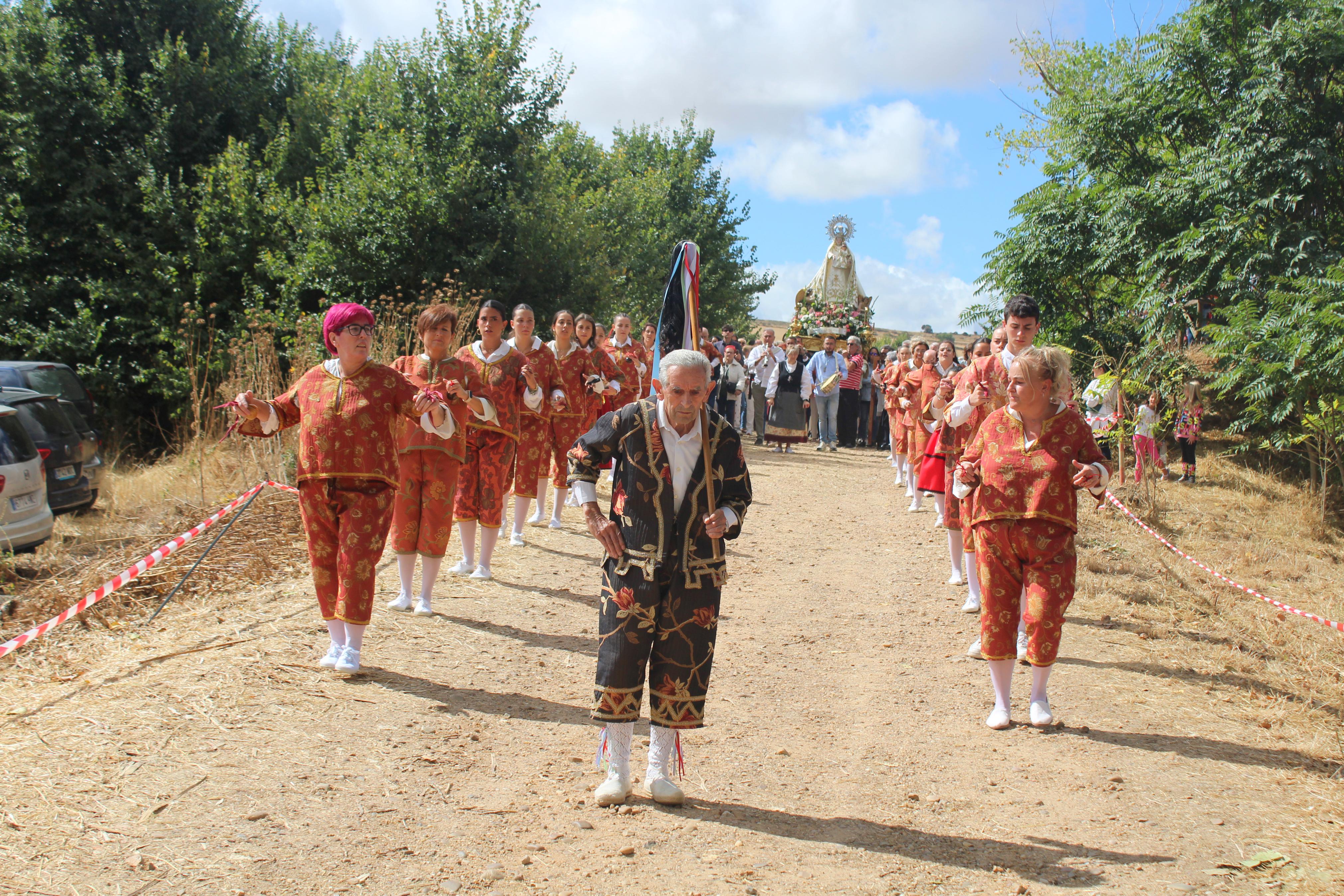 Torquemada se rinde a la Virgen de Valdesalce