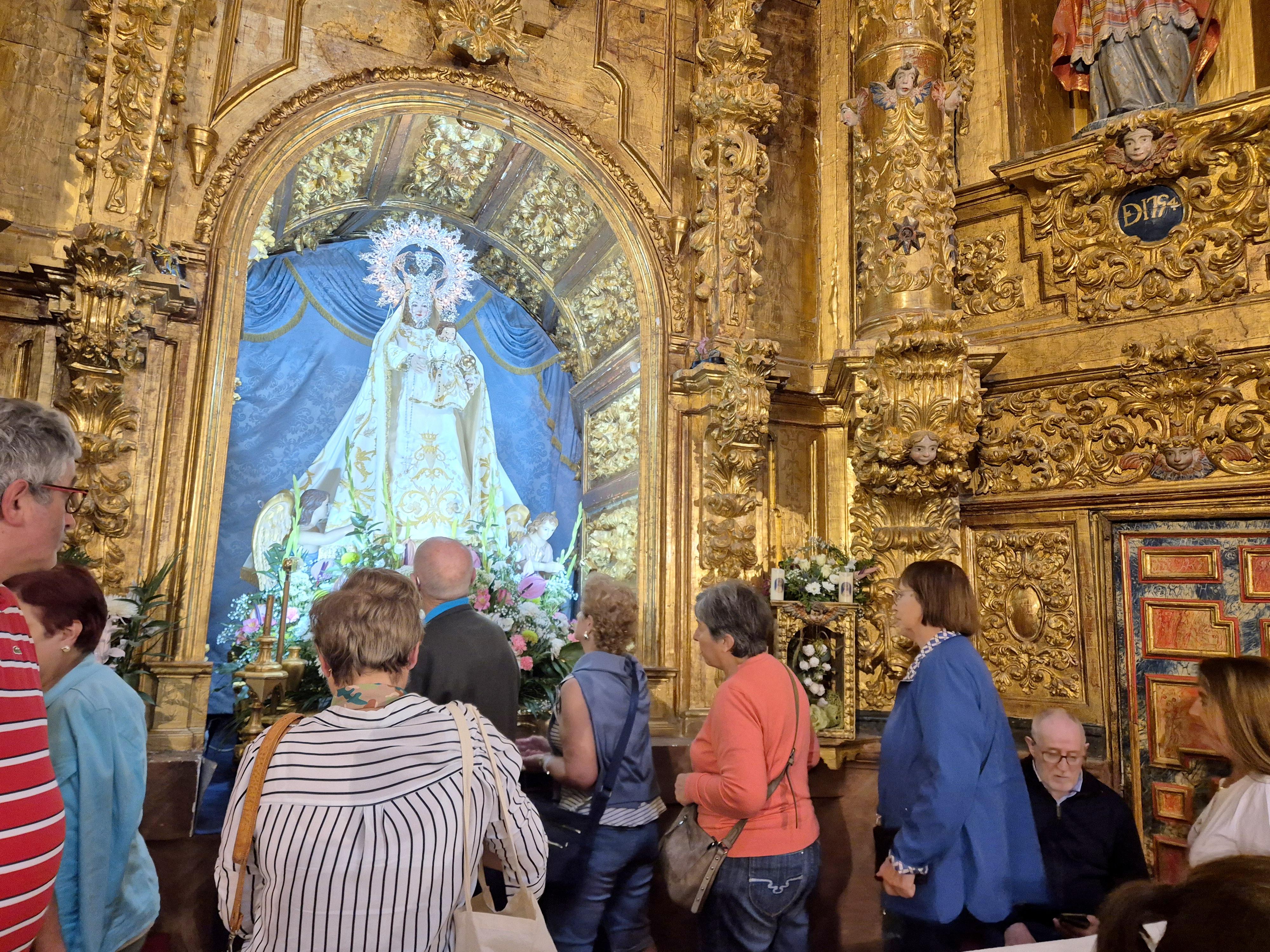 Torquemada se rinde a la Virgen de Valdesalce