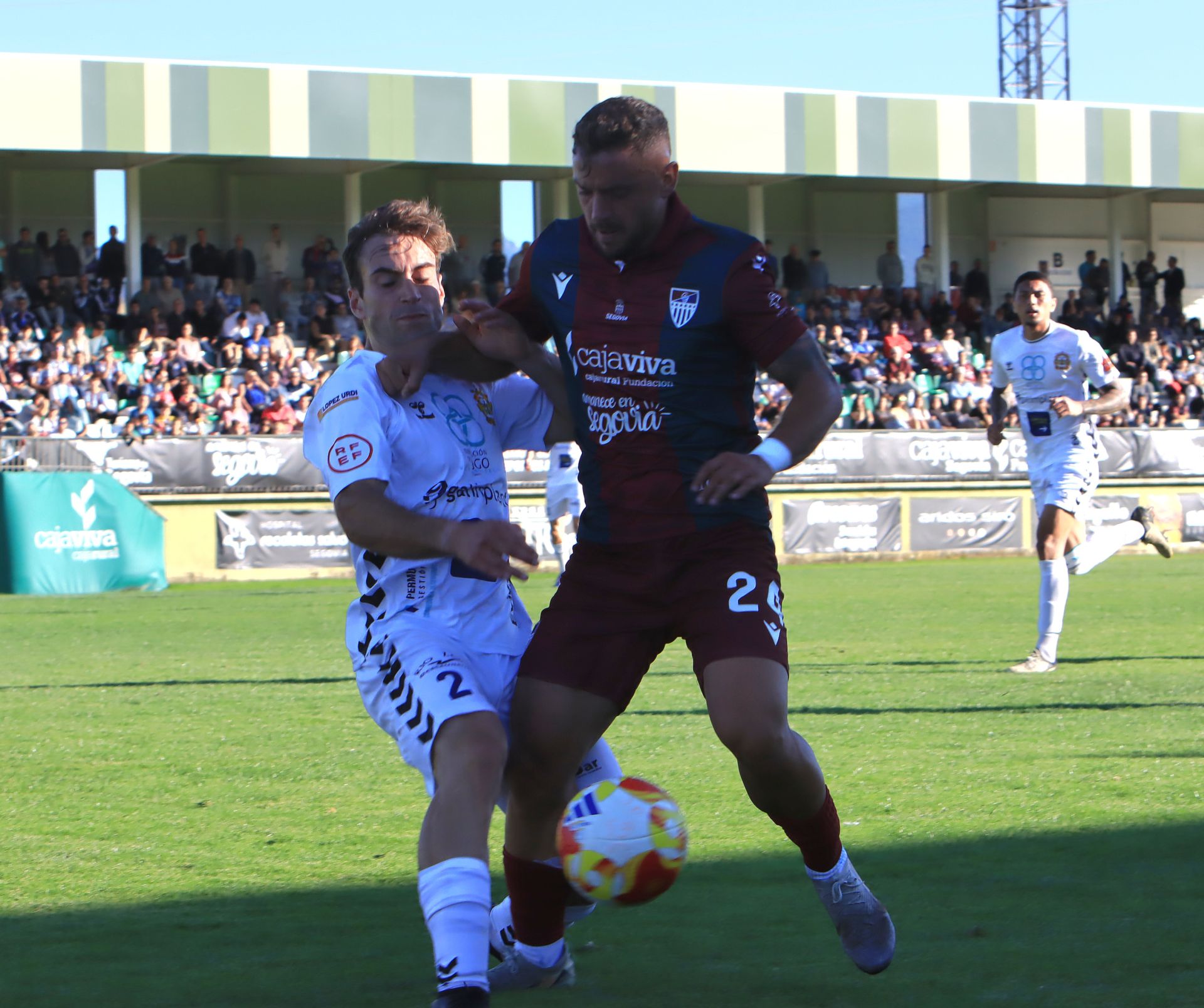 Fotos del triunfo de la Segoviana ante la SD Sarriana