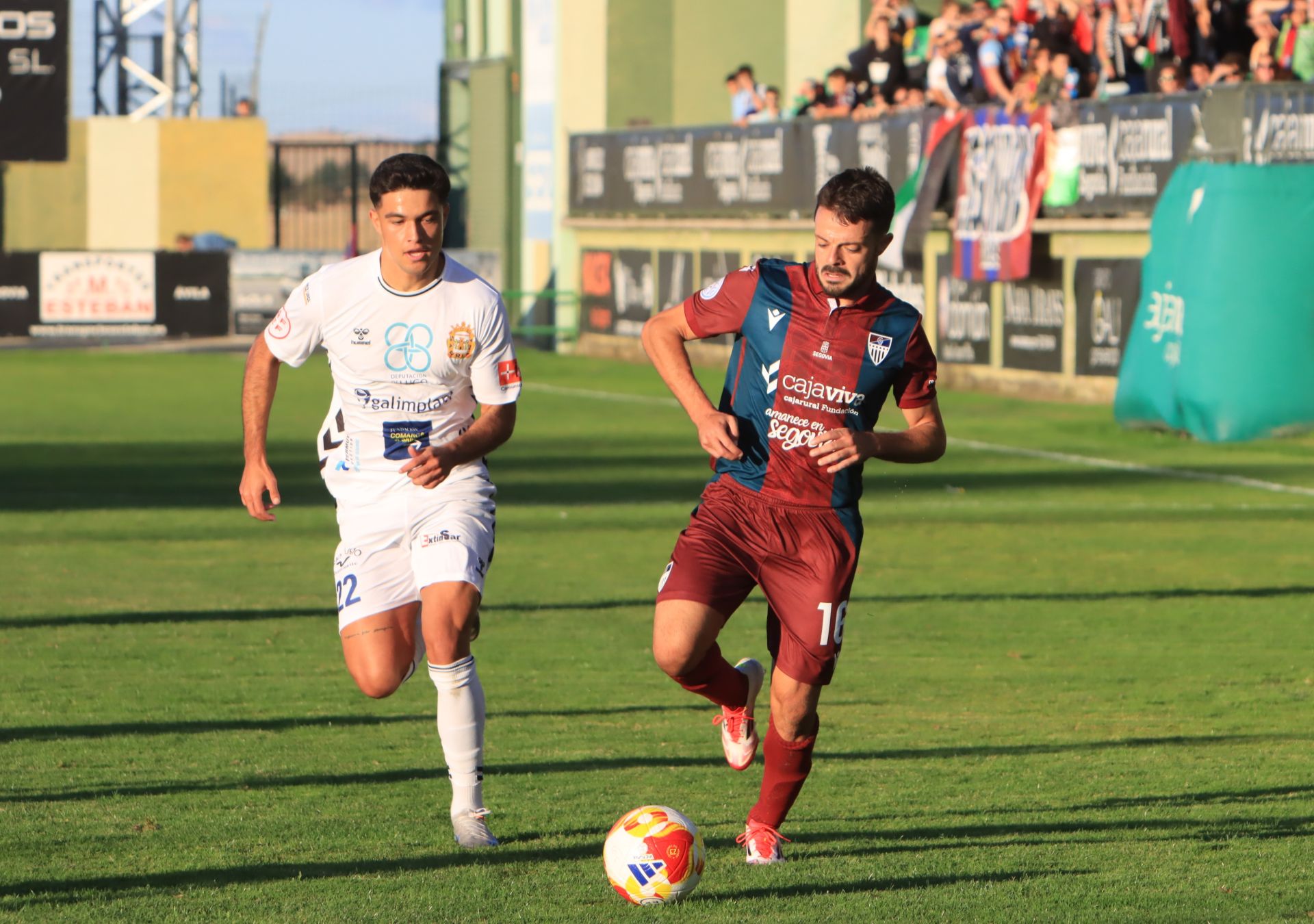 Fotos del triunfo de la Segoviana ante la SD Sarriana