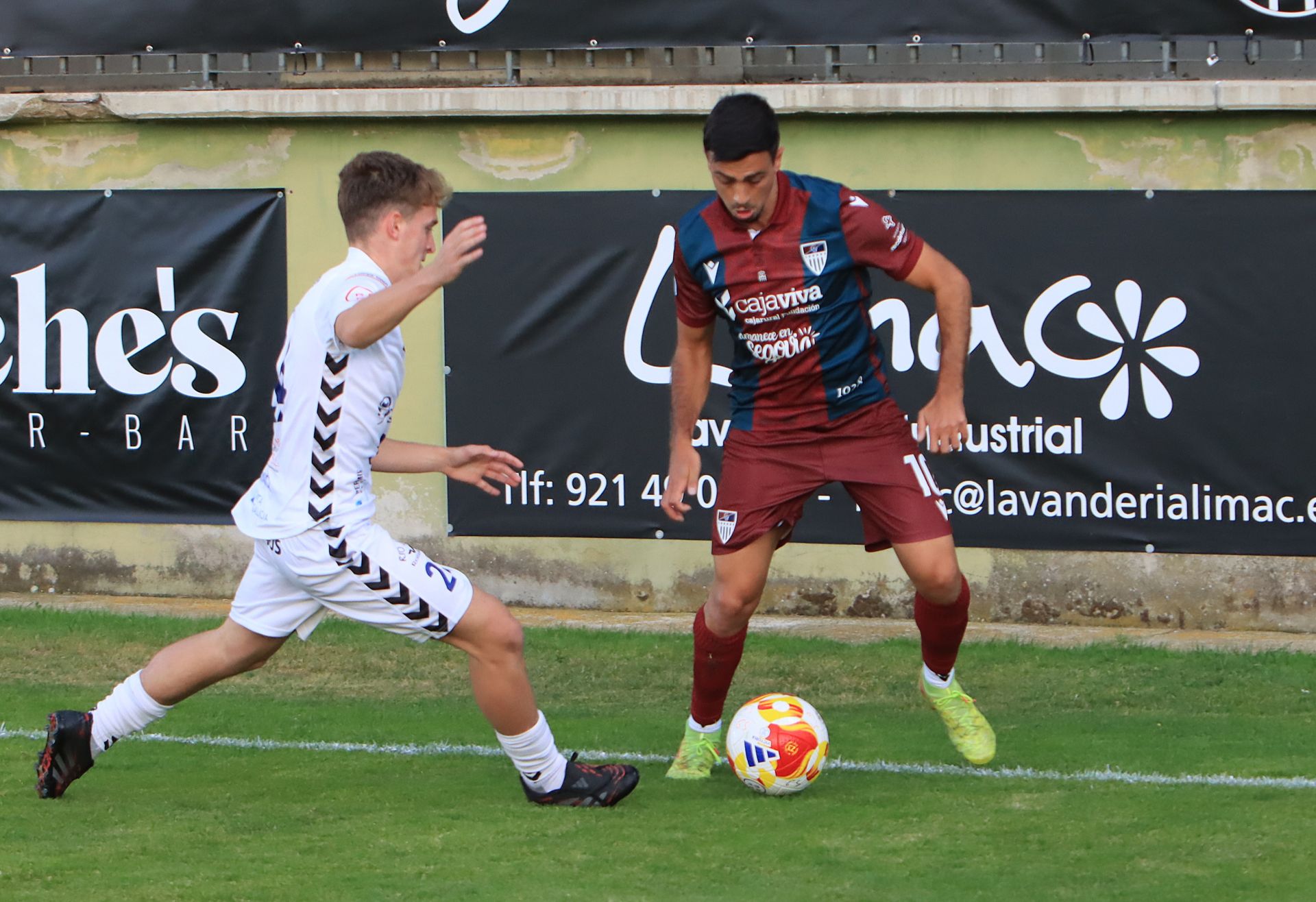 Fotos del triunfo de la Segoviana ante la SD Sarriana