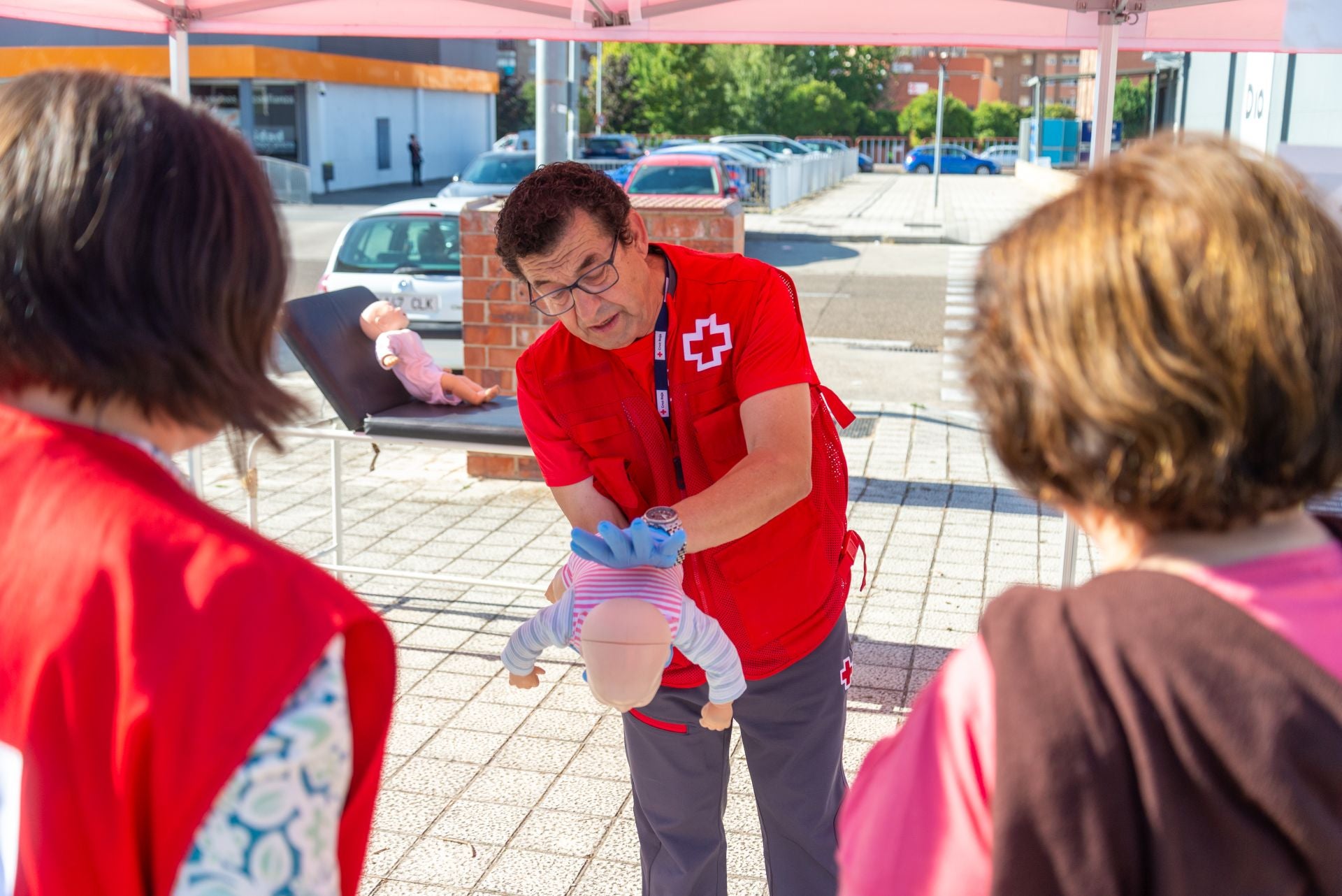 Conoce qué hace Cruz Roja Palencia y cómo es por dentro