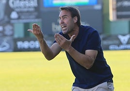 Iñaki Bea, durante el partido de este domingo.
