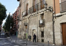 Exterior del palacete del número 14 de la calle San Martín.