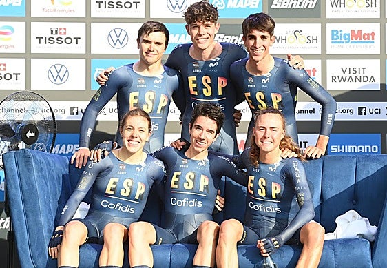 Integrantes del equipo español en la prueba mixta.