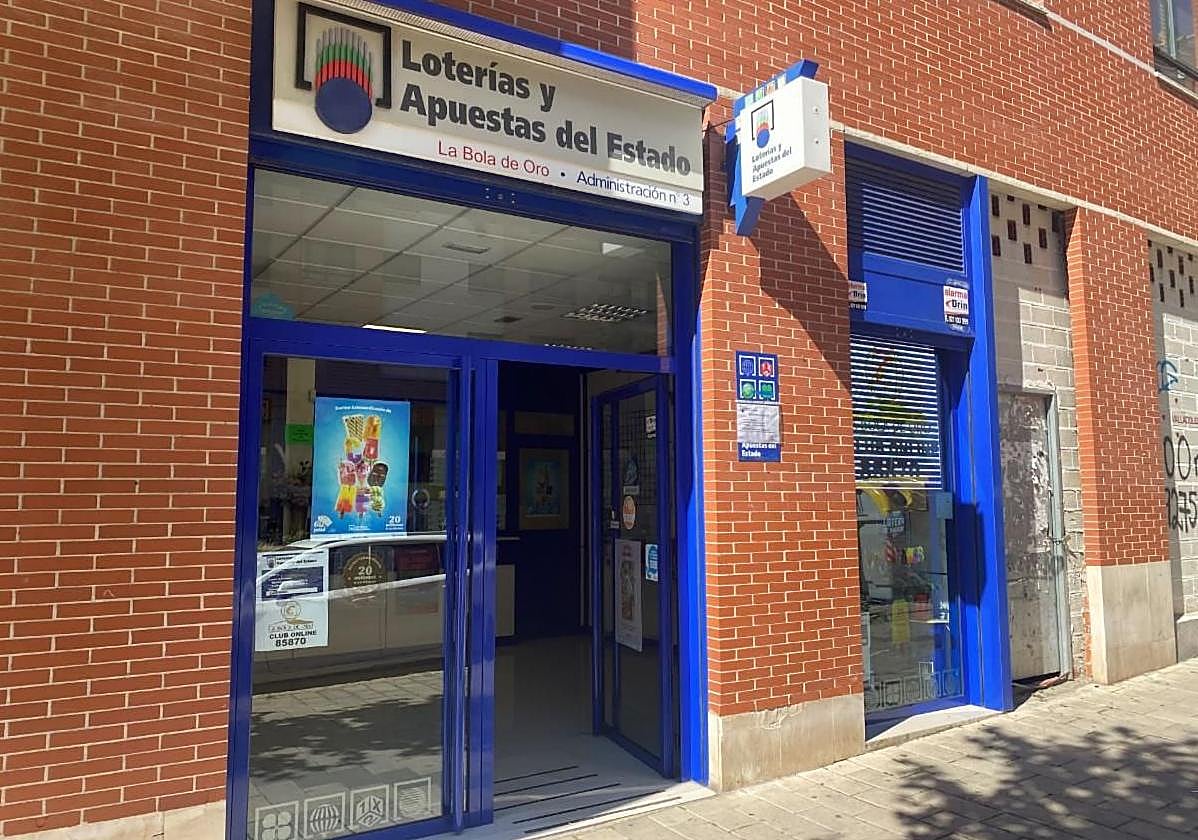 Despacho de lotería donde ha sido sellado el boleto acertante.