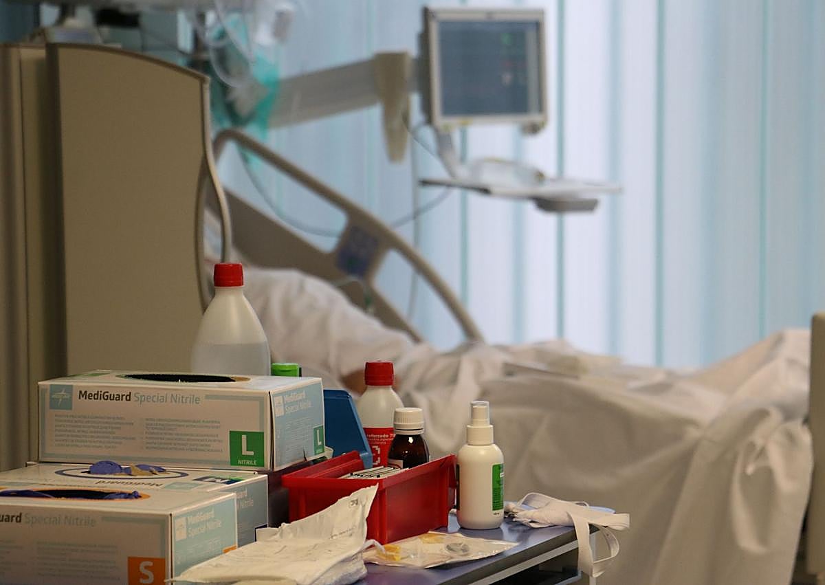 Imagen secundaria 1 - Area de Cuidados Intensivos y Reanimación del Hospital Clínico Universitario de Valladolid.