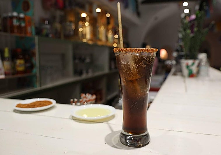 El 'Charro Negro', servido en el restaurante Totol Naj, en la Casa de México en Castilla y León