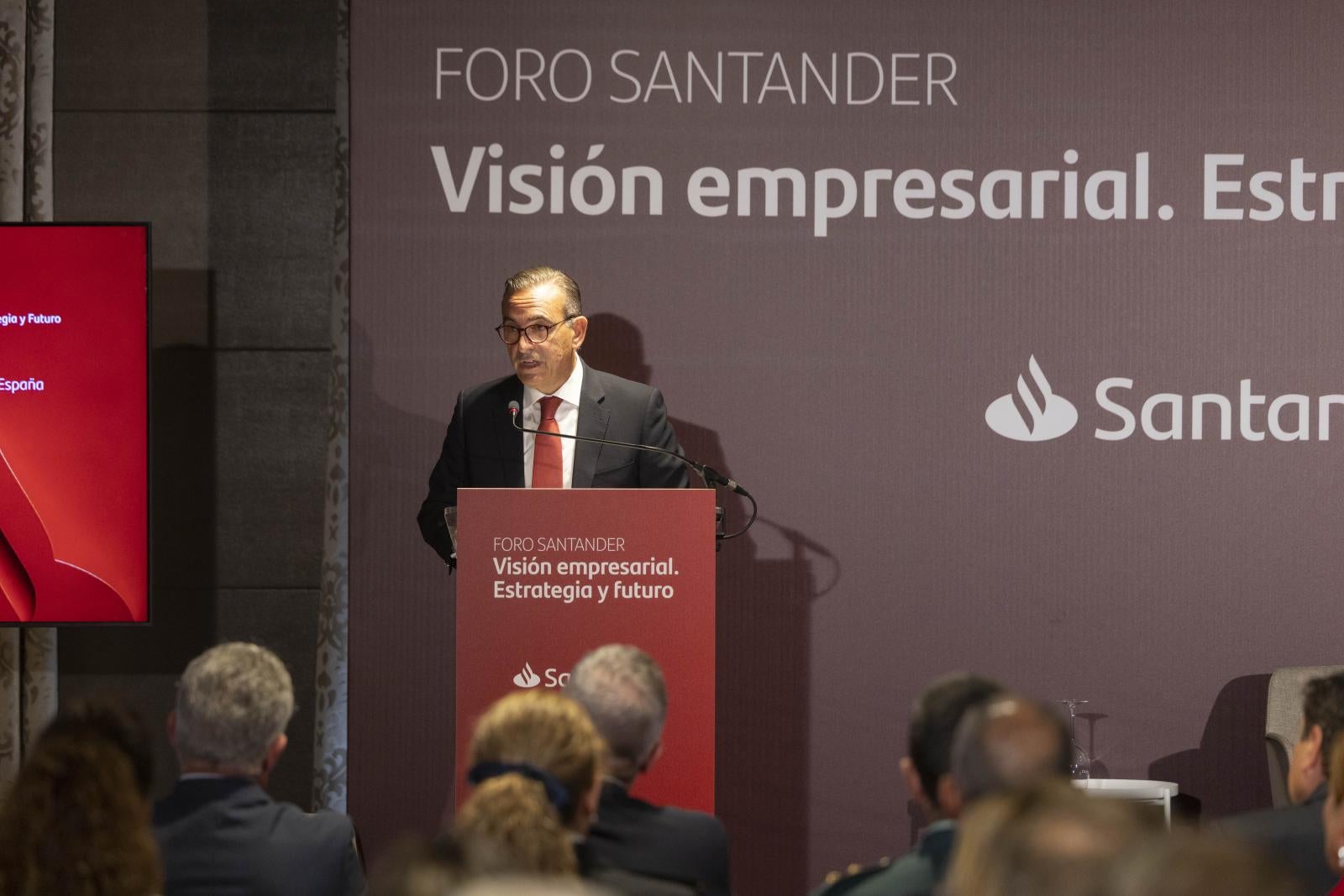 Asistentes al Foro Santander &#039;Visión empresarial, estrategia y futuro&#039;