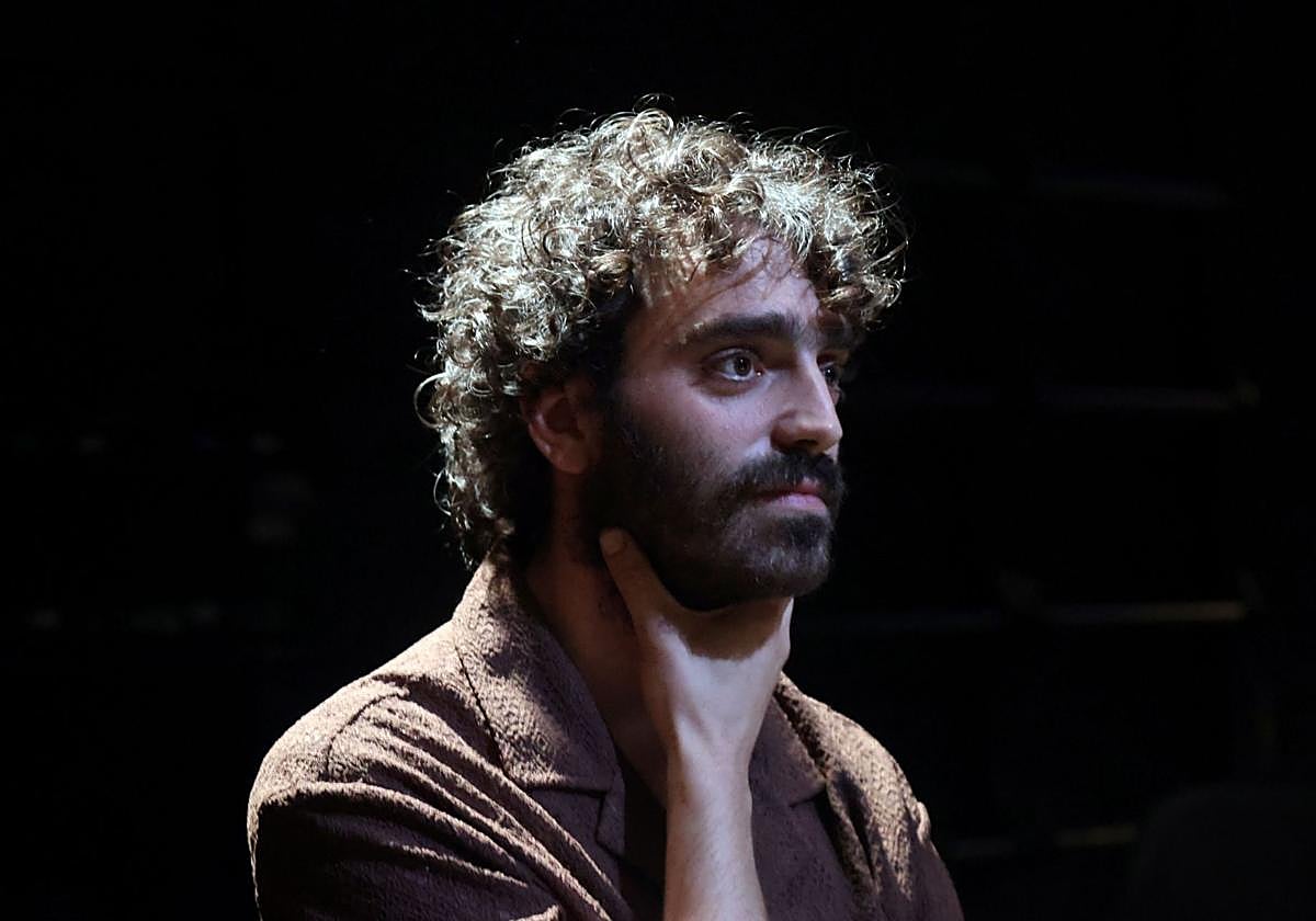 El actor Nacho Sánchez, en la representación de 'Huérfanos'.