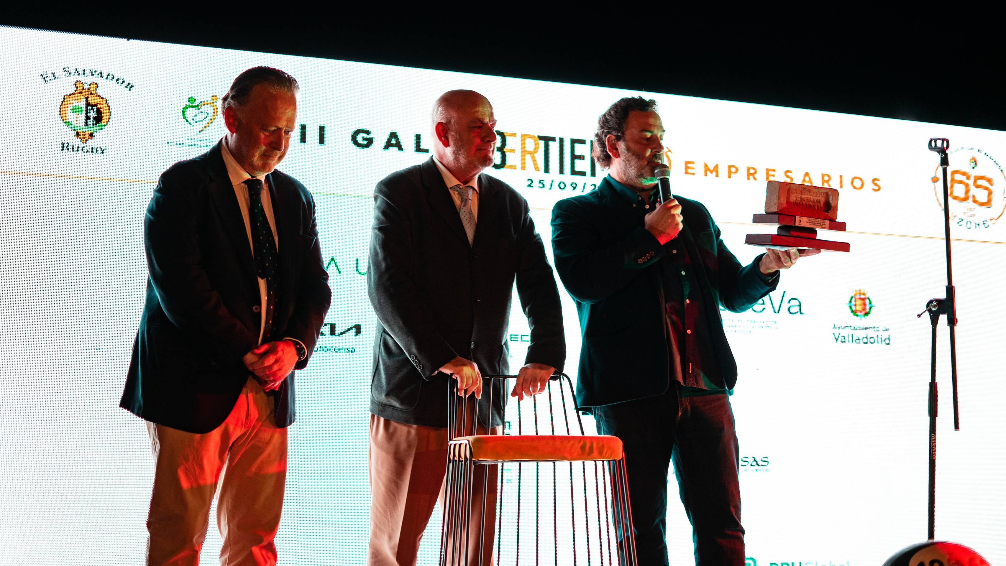 Las imágenes de la gala del 65 aniversario de El Salvador