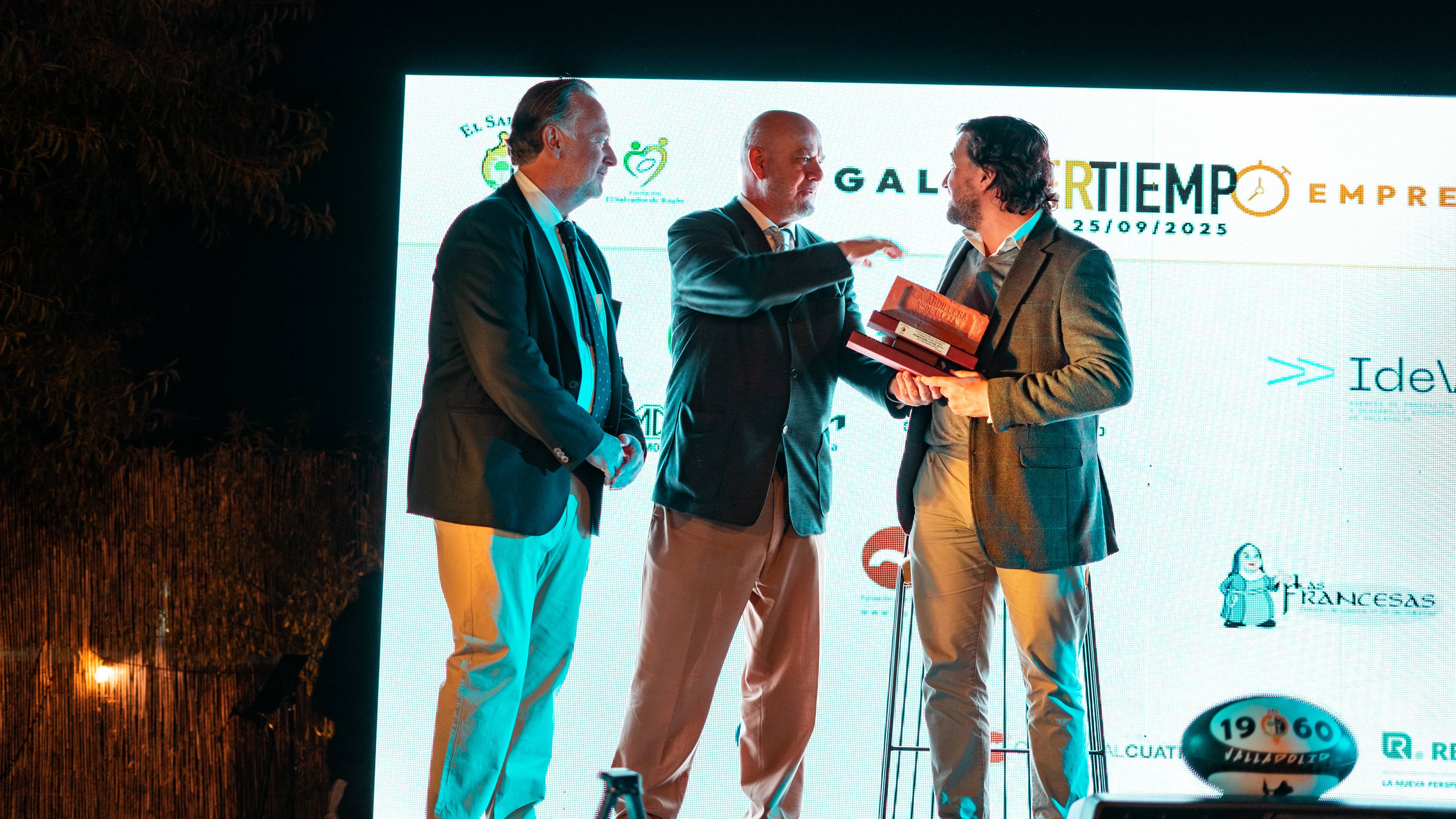 Las imágenes de la gala del 65 aniversario de El Salvador