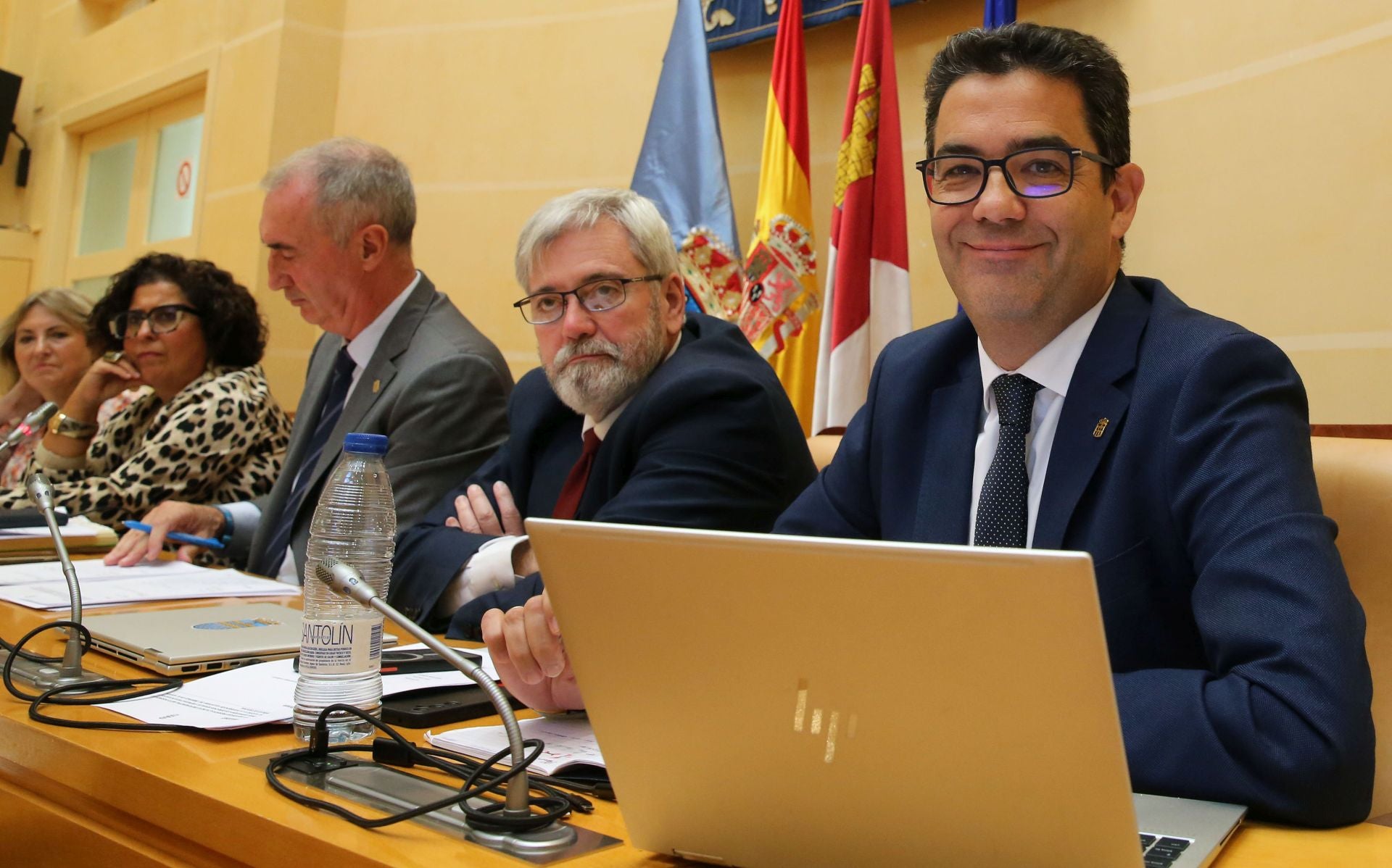 El pleno del Ayuntamiento de Segovia, en imágenes