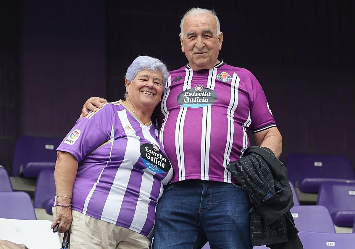 Búscate en la grada del Real Valladolid-Cultural Leonesa 1/4