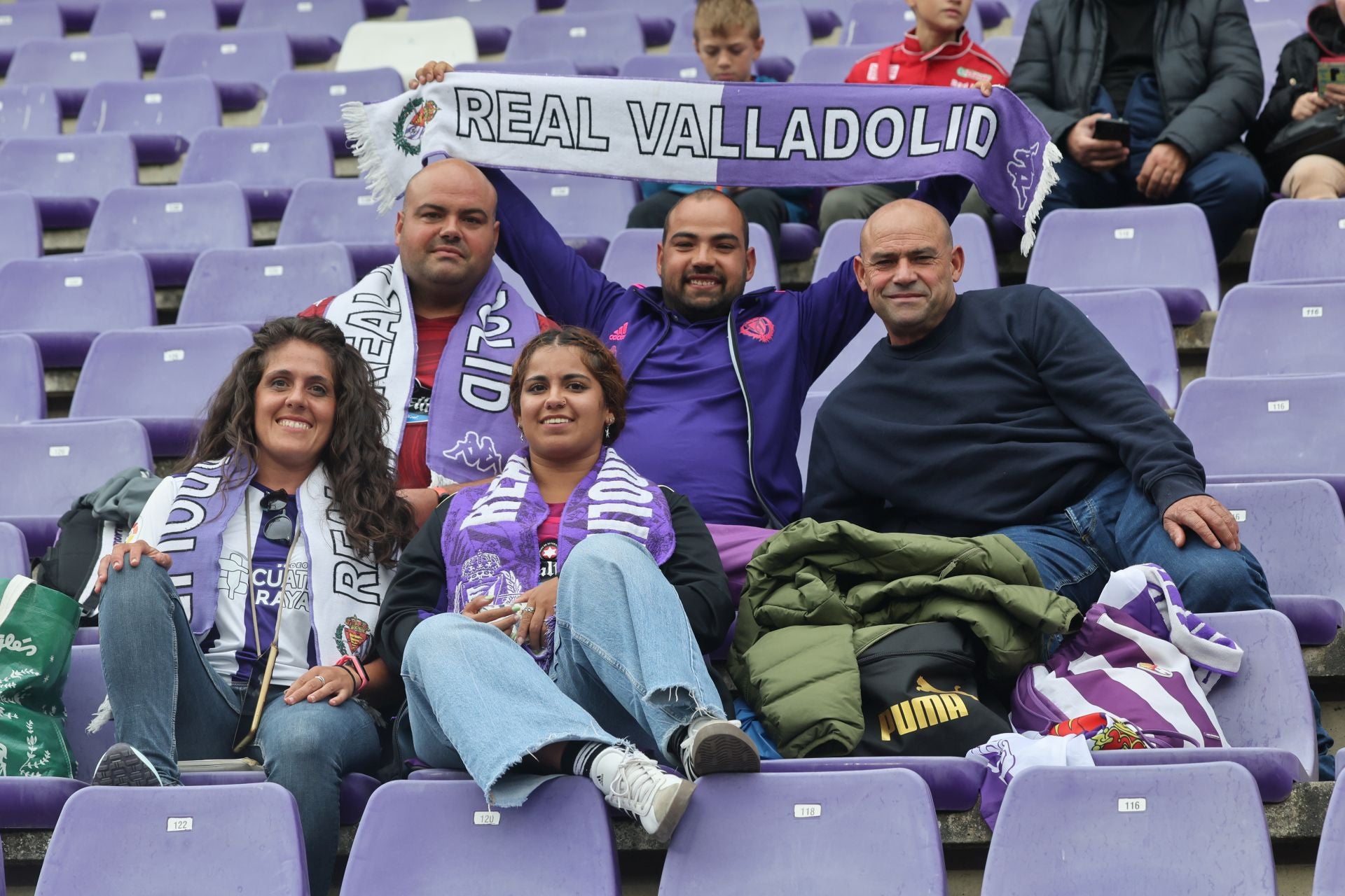 Búscate en la grada del Real Valladolid-Cultural Leonesa 1/4
