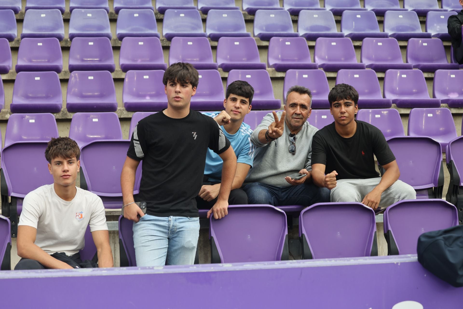 Búscate en la grada del Real Valladolid-Cultural Leonesa 2/4
